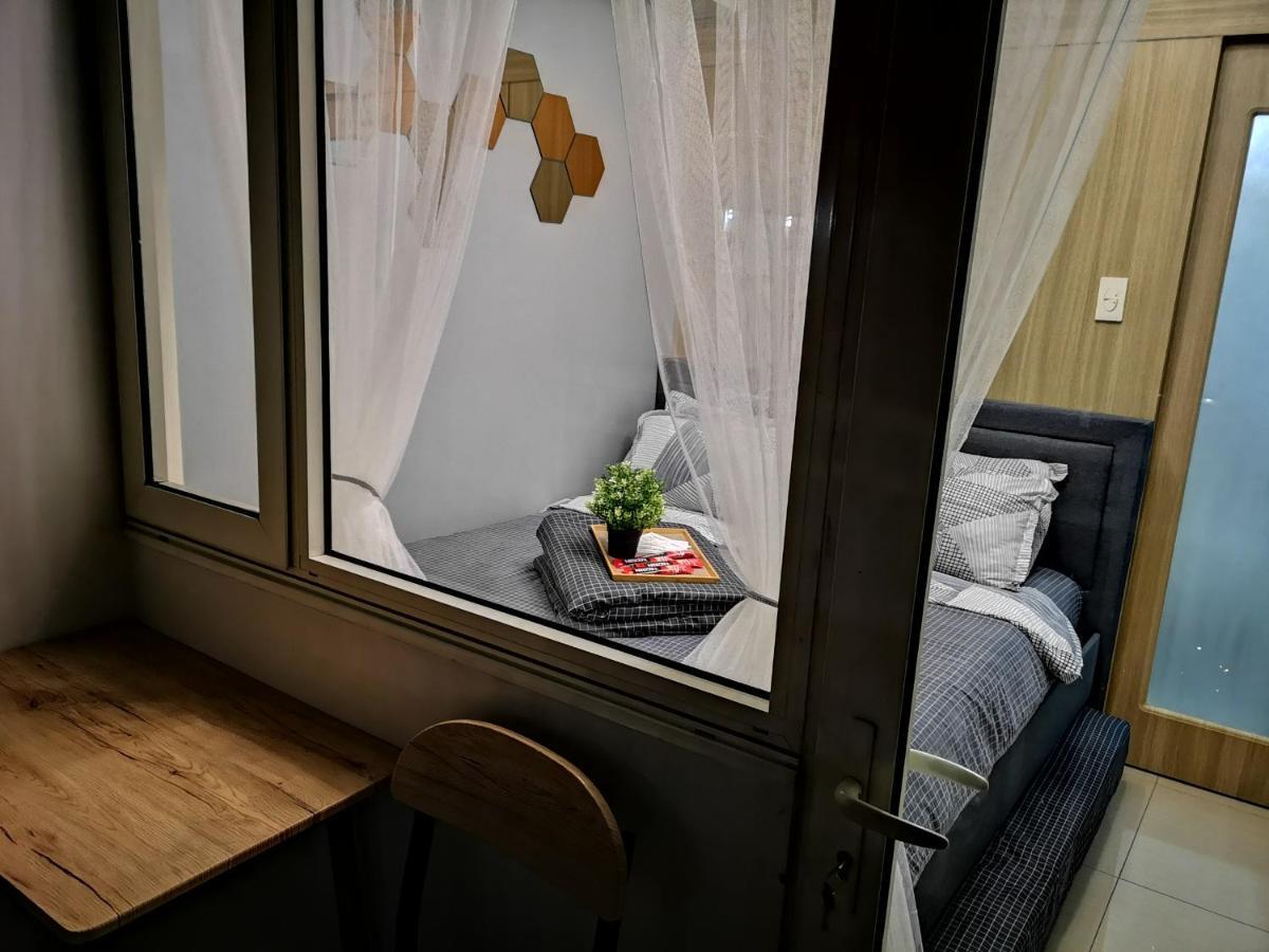 Shore Residences Mall Of Asia Pool View 200Mbps Free Wi-Fi Pasay Exterior photo